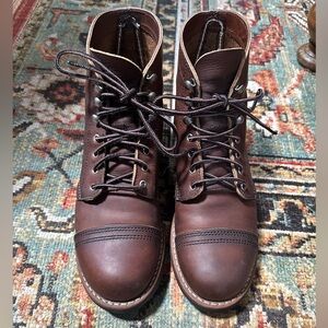 Women’s Red Wing Heritage Iron Rangers. Size 6.